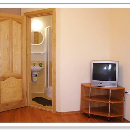 Apollon Hotel Moekatsjeve Buitenkant foto